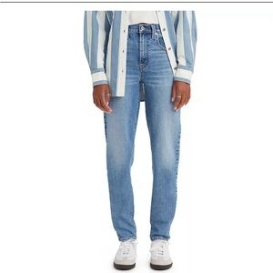 Levi's Women’s High Rise Mom Jeans in Light Blue Size 29
